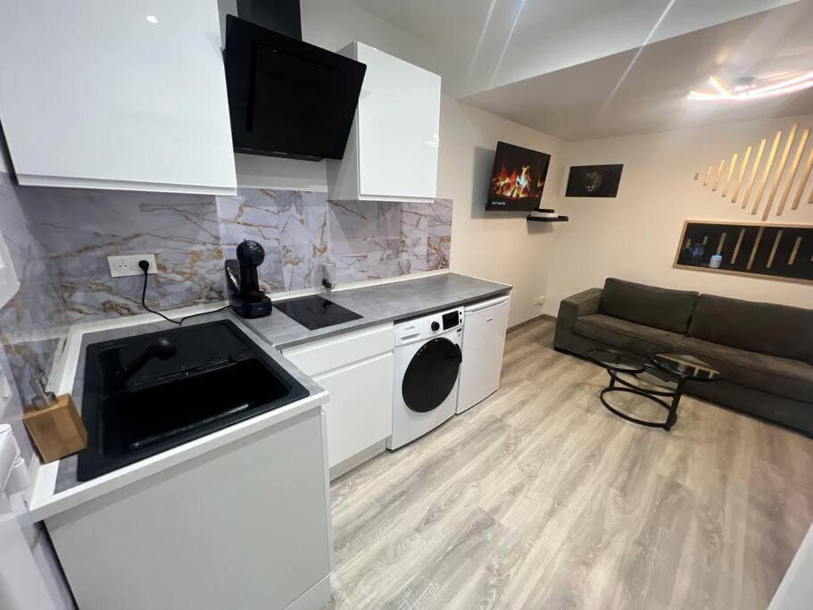Maison Appartement Triplex Avec Jacuzzi Et Sauna Сент-Етьєн Екстер'єр фото